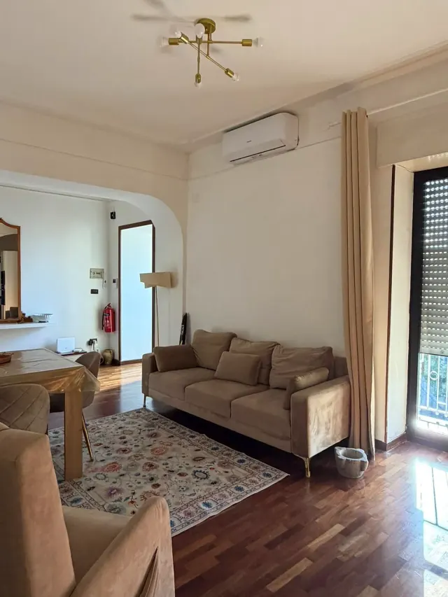 BookNoFees: Eleganckie mieszkanie nad morzem z balkonem – Castellammare Di Stabia