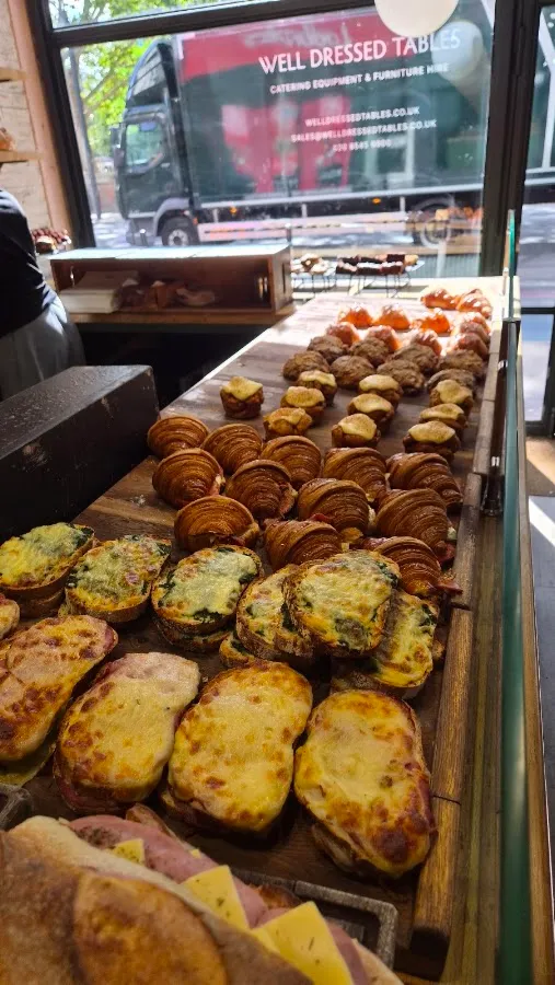 BookNoFees: Restauracja – Circle & Slice – London – Okrąg i wycinek, zdjęcie 2
