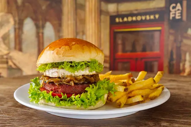BookNoFees: Kawiarnia – Café Sladkovský – Prague – Kawiarnia Sladkovský, zdjęcie 2