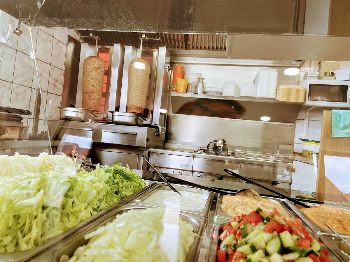 BookNoFees: Bar z przekąskami – Sümmern Döner Haus – Iserlohn – Sümmern Döner Haus, zdjęcie 1