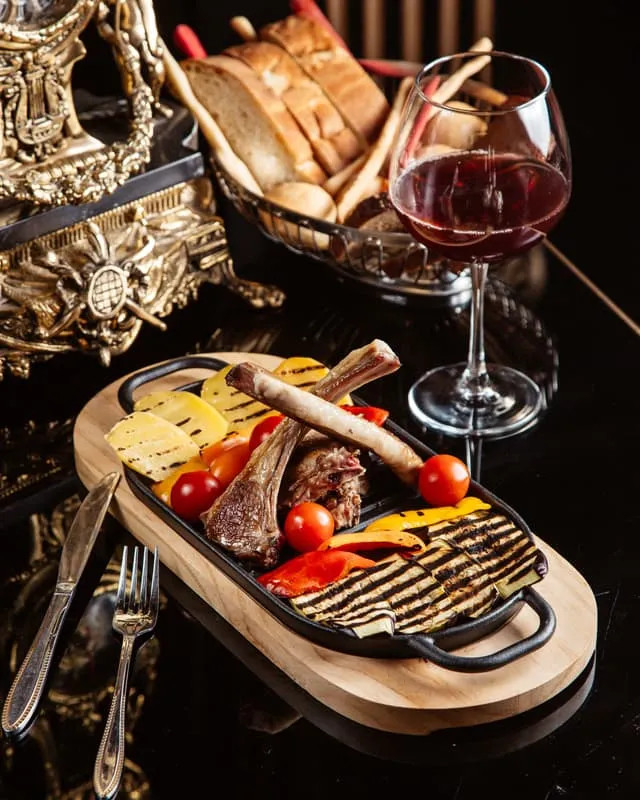 BookNoFees: Restauracja – Adamo's Tapas Bar & Restaurant – Berlin – Adamo's Tapas Bar i Restauracja, zdjęcie 1