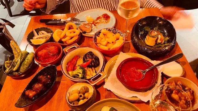 BookNoFees: Restauracja – mediterráneo | Tapas Bar – Werne – śródziemnomorski | Bar z tapas, zdjęcie 2