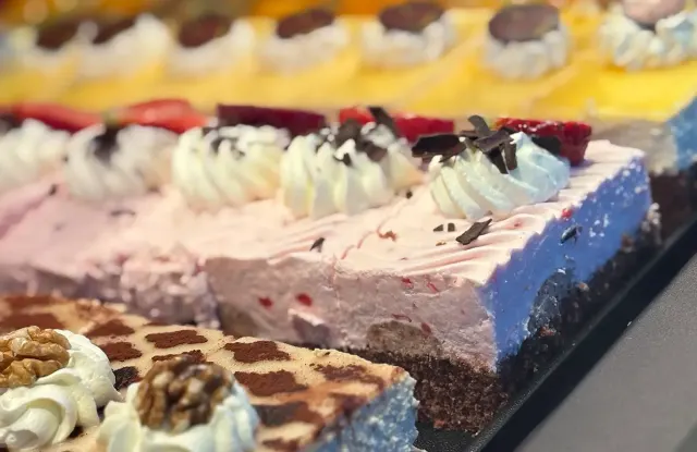 BookNoFees: Piekarnia – Bäckerei & Café Franzes – Meschede – Piekarnia i kawiarnia Franzes, zdjęcie 3
