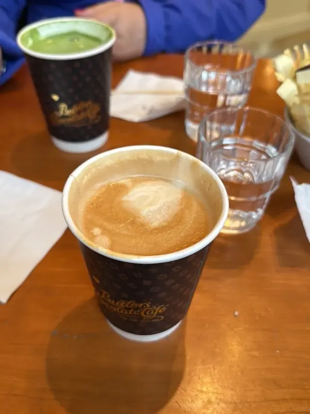 BookNoFees: Kawiarnia – Butlers Chocolate Café – Dublin – Butlers Chocolate Café, zdjęcie 2