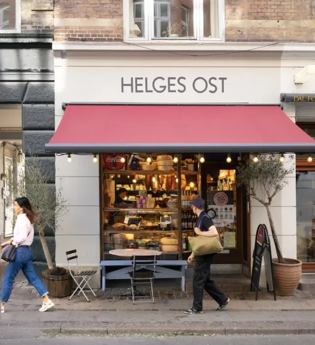 BookNoFees: Kawiarnia – Helges Ost & Bageri – Copenhagen – Helges Sery i Piekarnia, zdjęcie 3