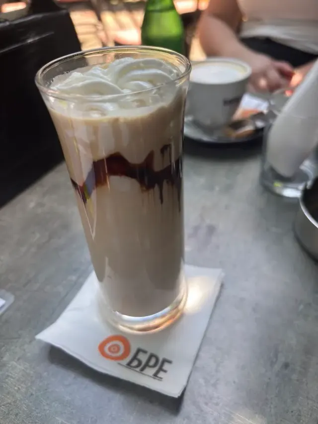 BookNoFees: Kawiarnia – Bre Cafe – Belgrade – Kawa krótka, zdjęcie 2