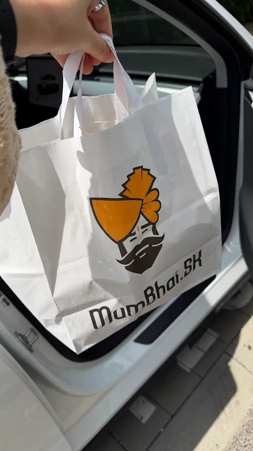 BookNoFees: Restauracja – MumBhai Central – Bratislava – MumBhai Central, zdjęcie 2