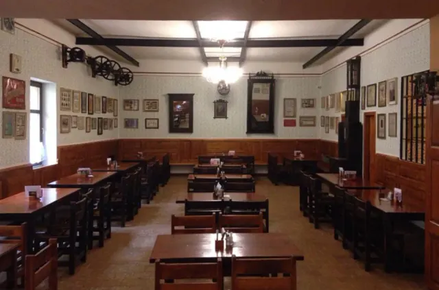 BookNoFees: U Šumavy, Prague