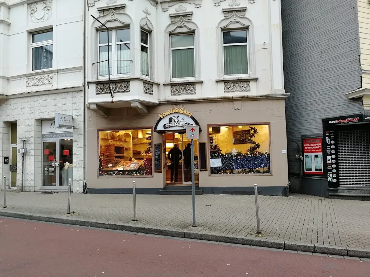 BookNoFees: Restauracja – Brotbäckerei Artur Müller – Schwelm – Piekarnia Artura Müllera, zdjęcie 1