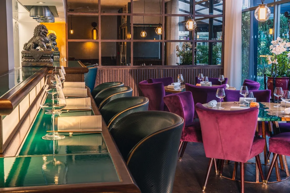 BookNoFees: Restauracja – A. Wong – London – A. Wong, zdjęcie 1
