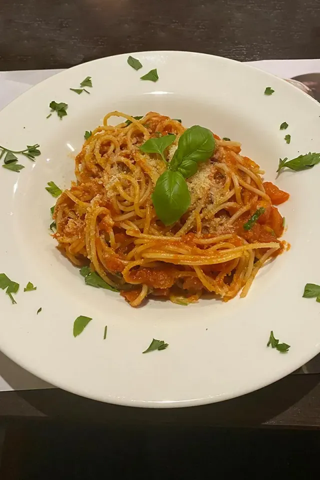 BookNoFees: Restauracja – La Costa – Werdohl – Wybrzeże, zdjęcie 3