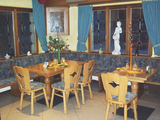 BookNoFees: Restauracja – Restaurant zum Nachtwächter / ZAZA Bistro – Erndtebrück – Restauracja „Zum Nachtwächter” / ZAZA Bistro, zdjęcie 1