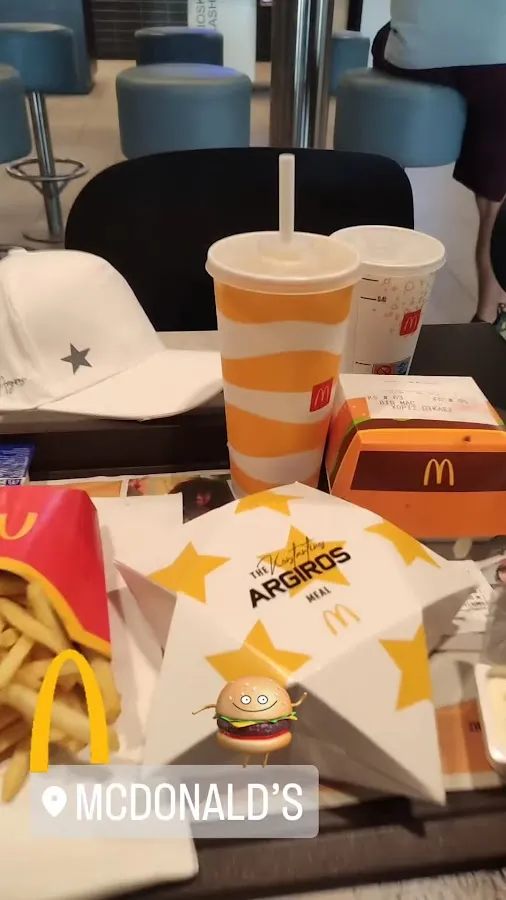 BookNoFees: Bar z przekąskami – McDonald's – Athens – McDonald's, zdjęcie 3