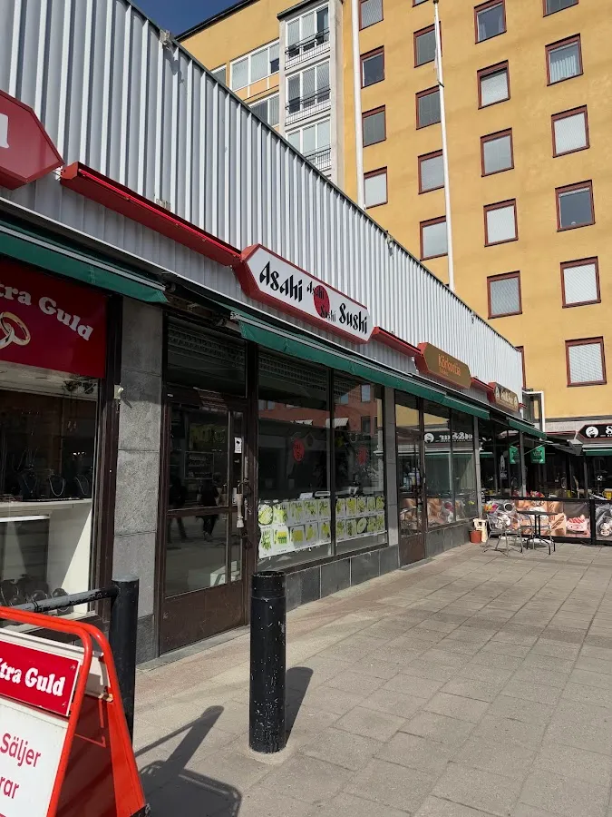 BookNoFees: Bar z przekąskami – Asahi Sushi – Stockholm – Asahi Sushi, zdjęcie 1