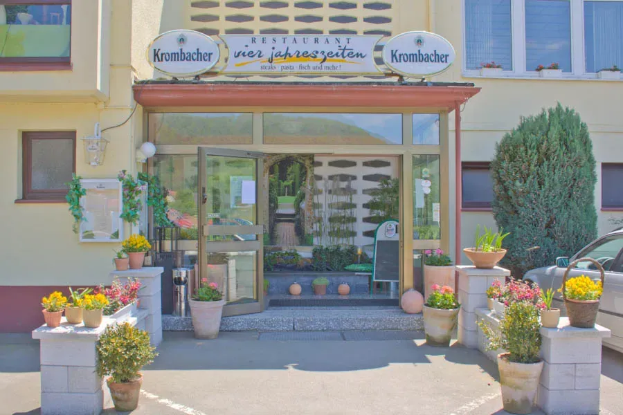 BookNoFees: Restauracja – Restaurant Vier Jahreszeiten – Werdohl – Restauracja „Vier Jahreszeiten”, zdjęcie 1