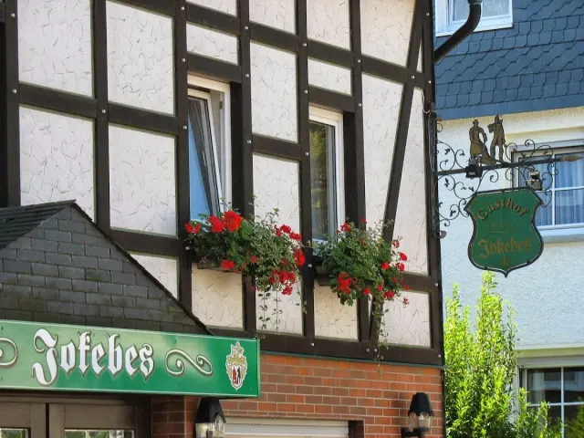 BookNoFees: Restauracja – Gasthof Jokebes – Netphen – Gospoda Jokebes, zdjęcie 3