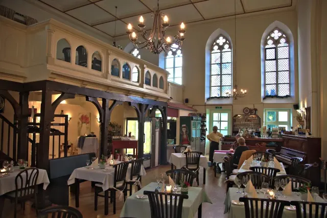 BookNoFees: Restauracja – La Vecchia Chiesa – Werl – Stary Kościół, zdjęcie 3