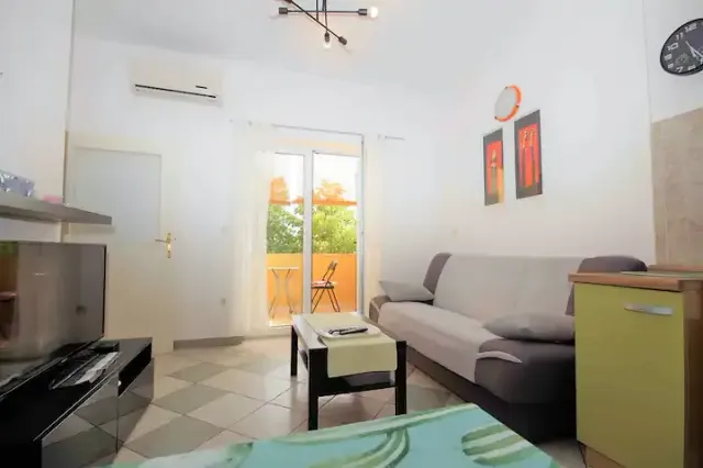 BookNoFees: dom wakacyjny w Fažana – Zadbany apartament wakacyjny „Nata” w pobliżu plaży