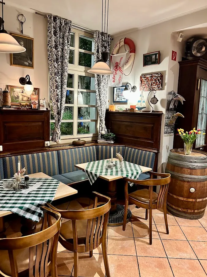 BookNoFees: Restauracja – Brauhaus Drei Linden – Lünen – Browar „Drei Linden”, zdjęcie 1