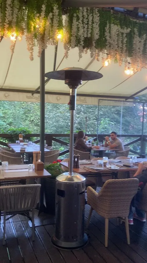 BookNoFees: Restauracja – Batoni Restaurant – Bratislava – Restauracja Batoni, zdjęcie 3