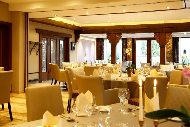 BookNoFees: Restauracja – Restaurant im Flair Hotel Nieder – Bestwig – Restauracja w hotelu Flair w Nieder, zdjęcie 3