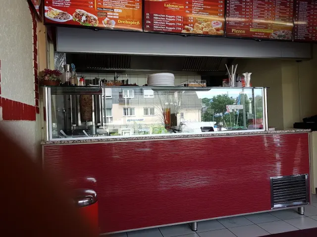 BookNoFees: Restauracja – Istanbul Döner – Freudenberg – Döner w Stambule, zdjęcie 3