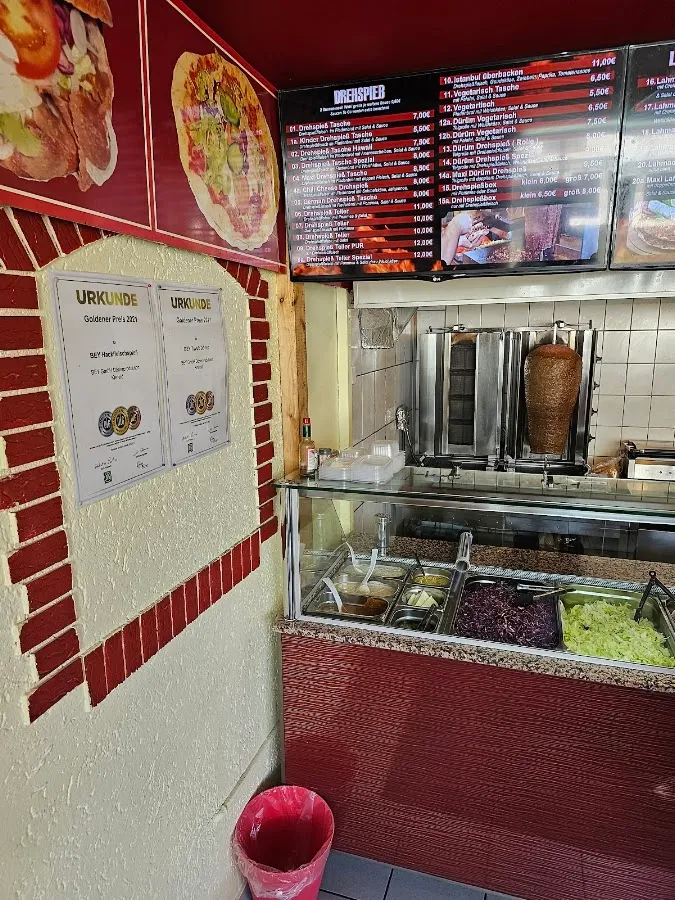 BookNoFees: Restauracja – Istanbul Döner – Freudenberg – Döner w Stambule, zdjęcie 1