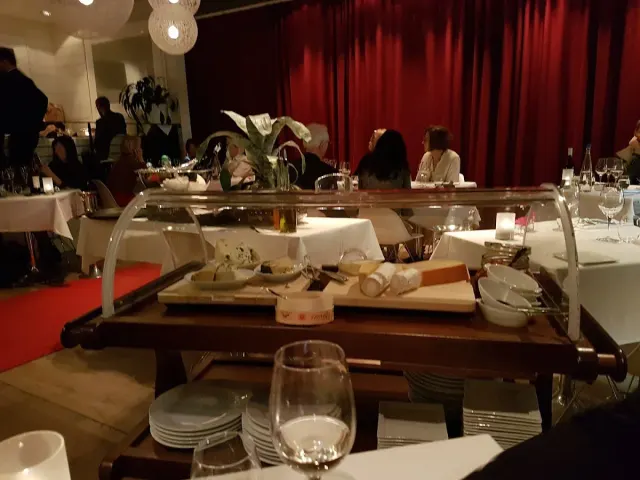 BookNoFees: Restauracja – Brasserie Mares – Oslo – Browar Mares, zdjęcie 3