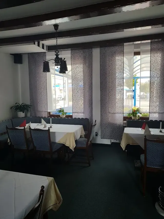BookNoFees: Balkan Restaurant Haus Kristen, Geseke