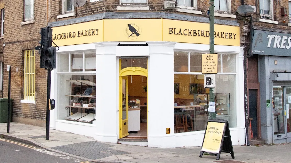 BookNoFees: Piekarnia – Blackbird Bakery – London – Piekarnia Blackbird, zdjęcie 1
