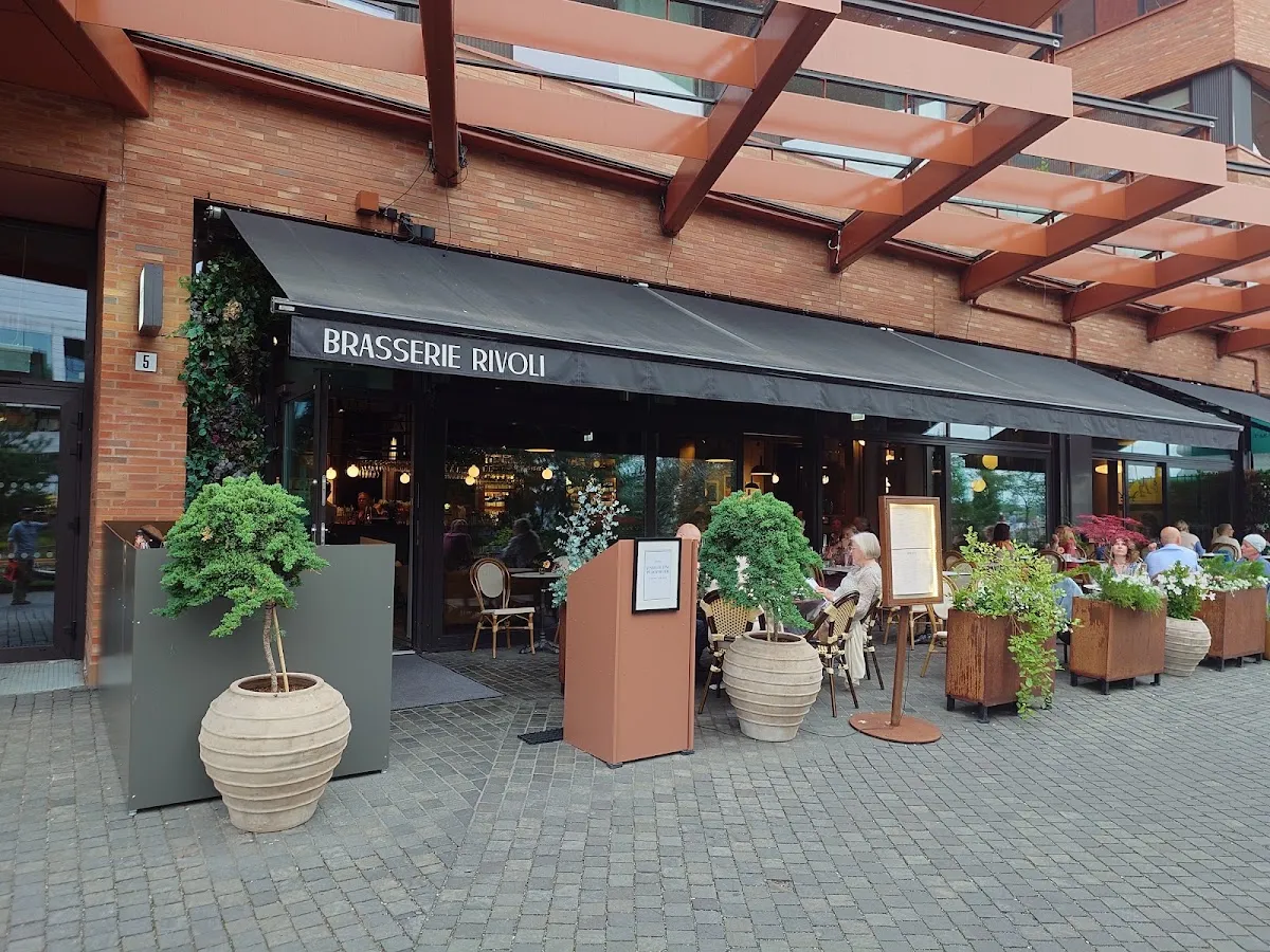 BookNoFees: Restauracja – Brasserie Rivoli – Oslo – Browar Rivoli, zdjęcie 1