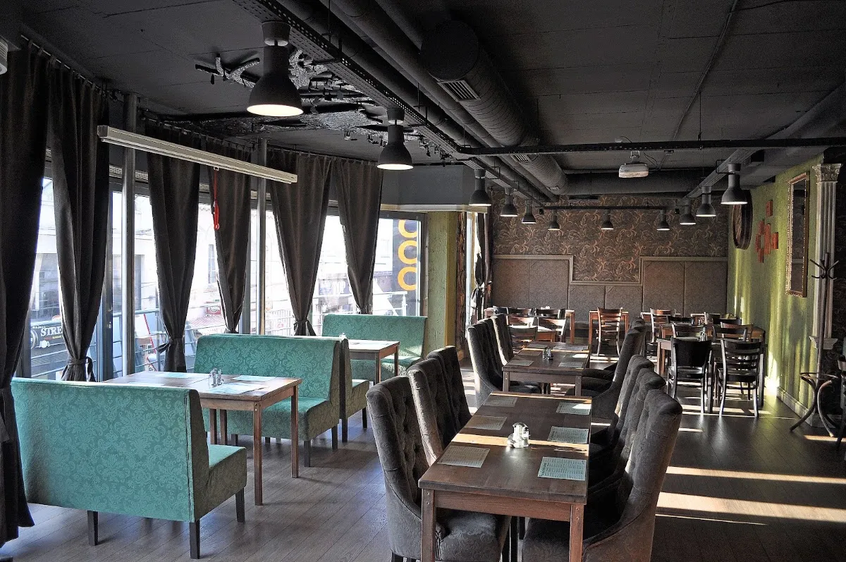 BookNoFees: Restauracja – U Zeleného stromu – Bratislava – Przy Zielonym Drzewie, zdjęcie 1