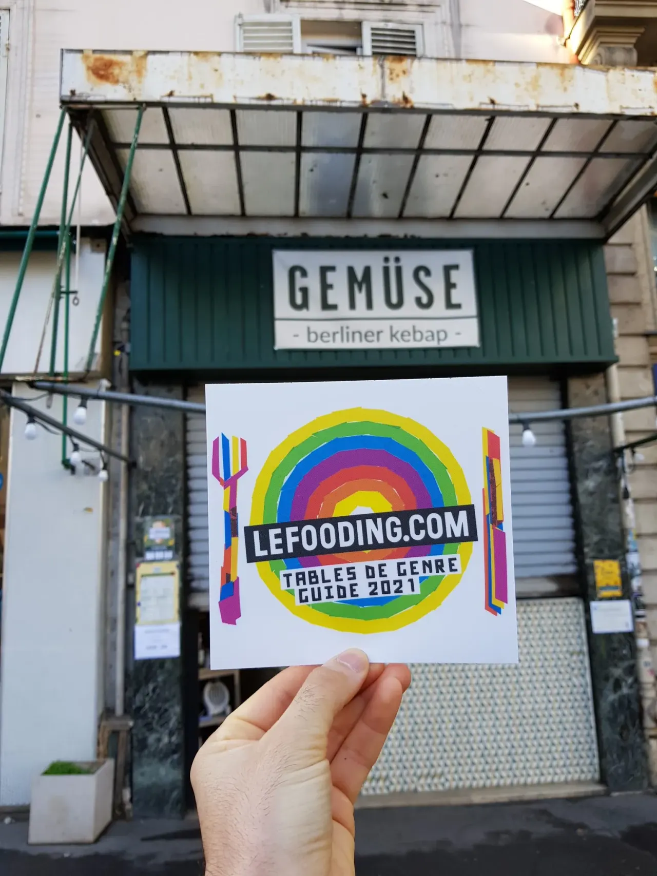 BookNoFees: Bar z przekąskami – Gemüse – Berliner Kebap – Paris – Warzywa – berliński kebab, zdjęcie 1