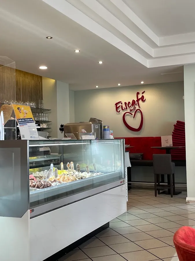 BookNoFees: Restauracja – Eiscafé mit Herz – Meinerzhagen – Kawiarnia lodowa z sercem, zdjęcie 1