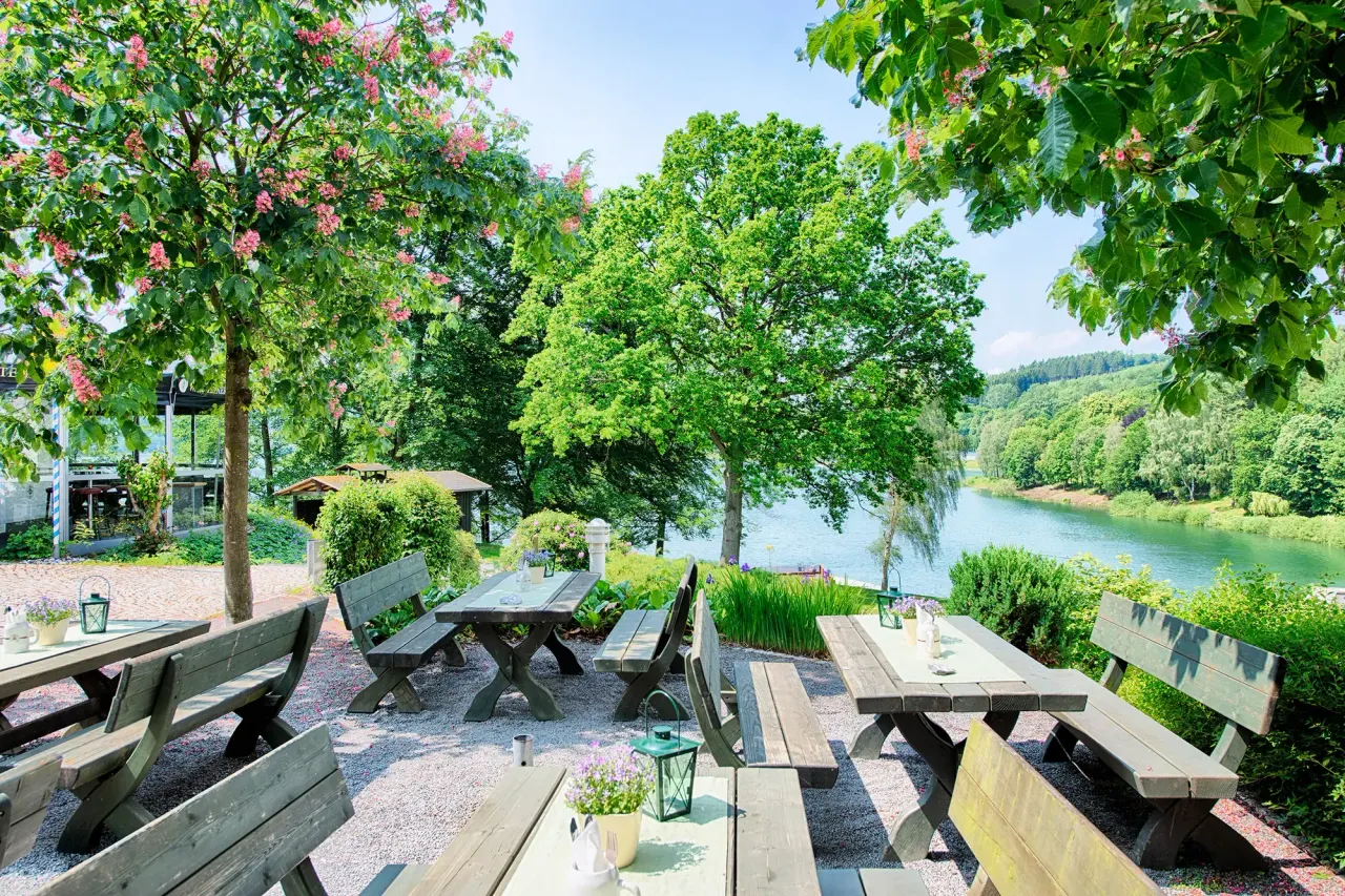 BookNoFees: Restauracja – Welcome Hotel Meschede/Hennesee – Meschede – Hotel Welcome w Meschede/Hennesee, zdjęcie 1