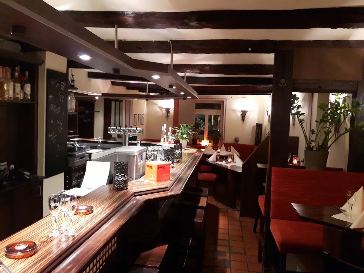 BookNoFees: Restauracja – Gasthof Im Kohl – Neuenrade – Gospoda „Im Kohl”, zdjęcie 1