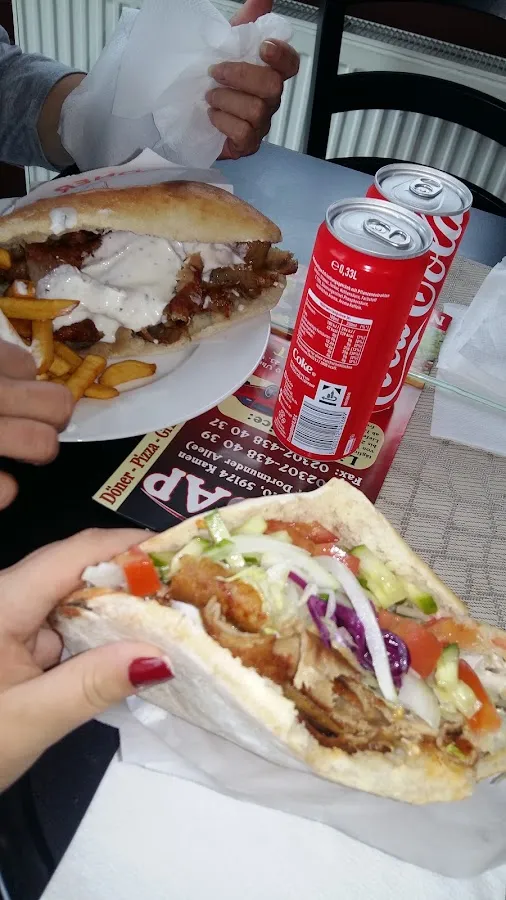 BookNoFees: Restauracja – B K Kebap Restaurant – Kamen – Restauracja B K Kebap, zdjęcie 2