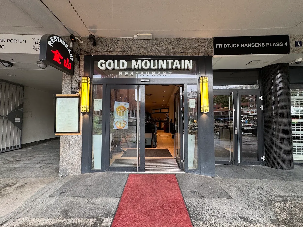 BookNoFees: Restauracja – Golden Mountain – Oslo – Złota Góra, zdjęcie 1