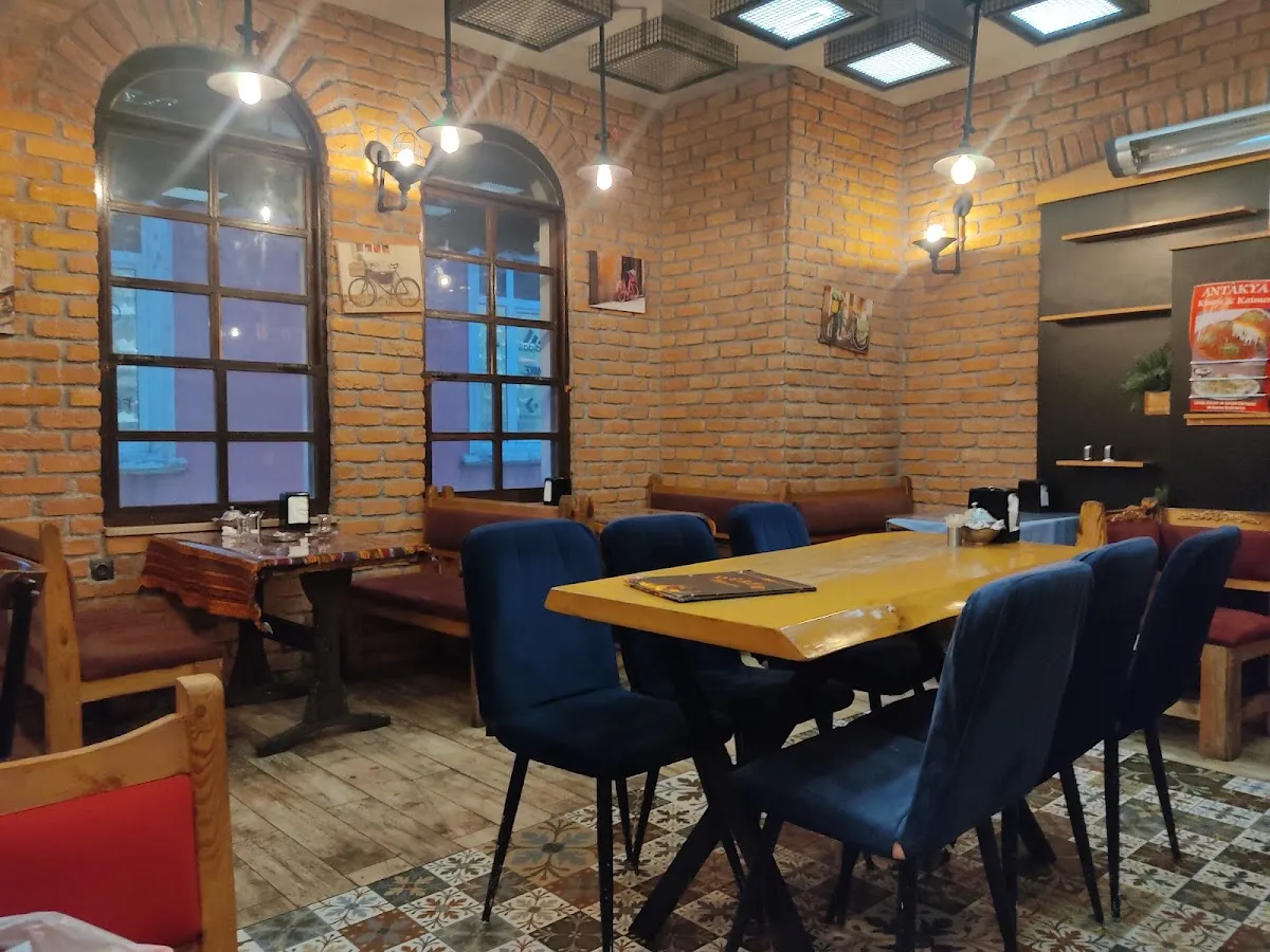 BookNoFees: Restauracja – Dürüm Yiyelim – Istanbul – Zjedzmy dürüm, zdjęcie 1