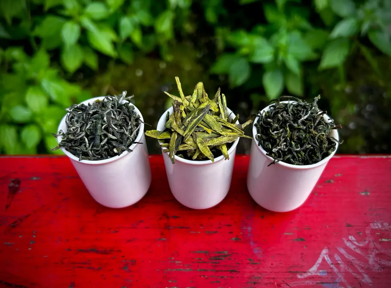 BookNoFees: Kawiarnia – 1000 Tea – Budapest – 1000 Tea, zdjęcie 1