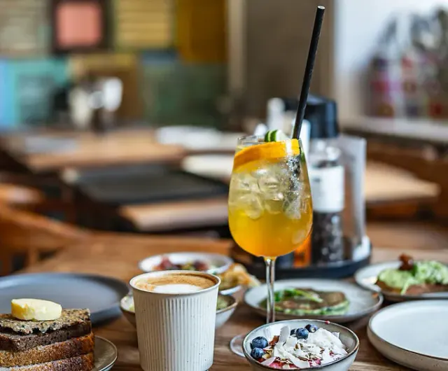 BookNoFees: Kawiarnia – Cafe Livingstone – Copenhagen – Kawiarnia Livingstone, zdjęcie 2