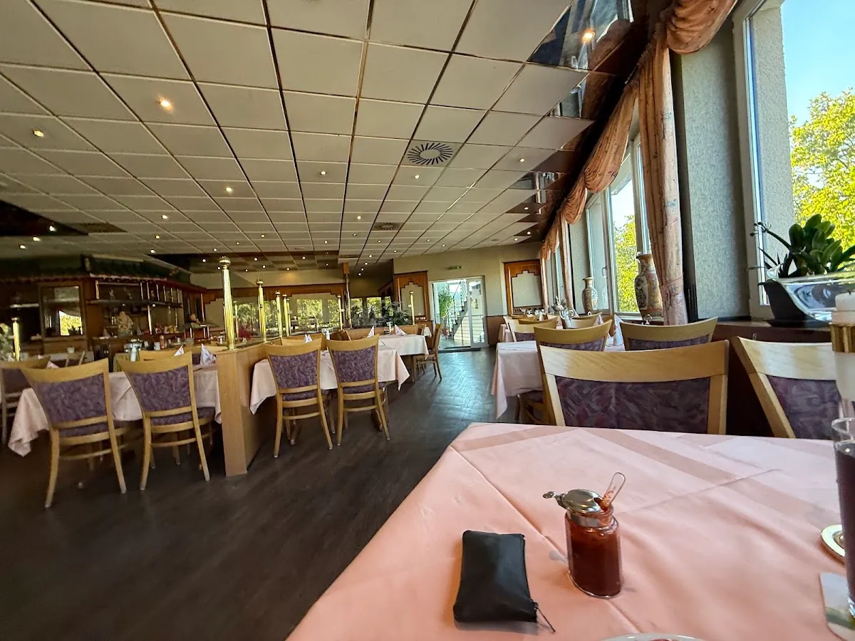 BookNoFees: Restauracja – Chinarestaurant Overseas – Hemer – Chińska restauracja za granicą, zdjęcie 1