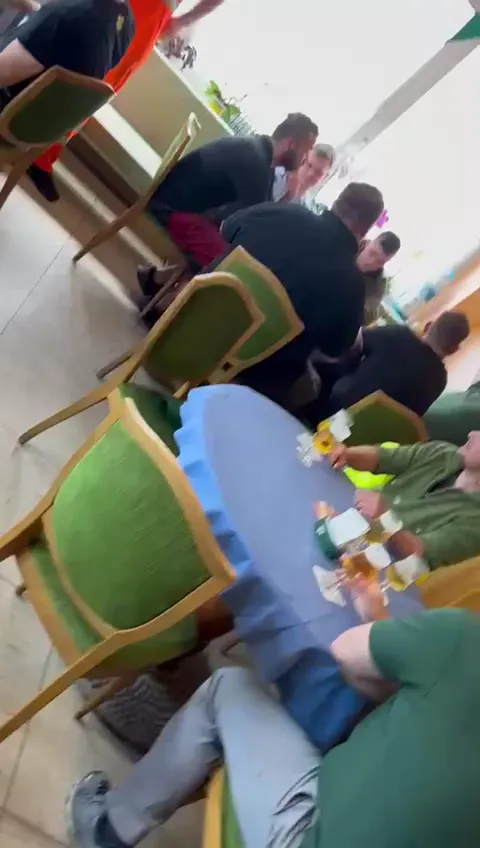 BookNoFees: Restauracja – Gaststätte Zur Linde – Neuenrade – Restauracja „Zur Linde”, zdjęcie 3