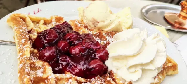 BookNoFees: Restauracja – Garibaldi Eis Café – Lüdenscheid – Kawiarnia lodowa Garibaldi, zdjęcie 2