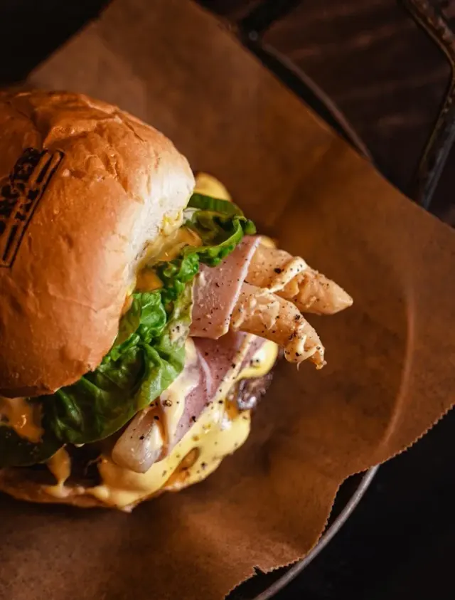 BookNoFees: Restauracja – Burger Fam – Datteln – Rodzina Burgerów, zdjęcie 3