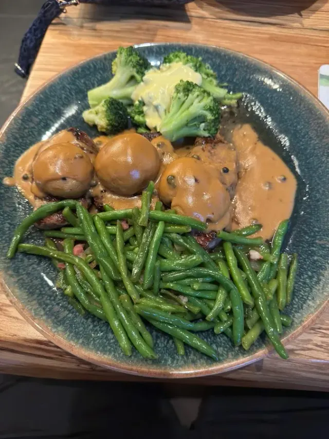 BookNoFees: Restauracja – Steakhaus Pavic – Iserlohn – Restauracja serwująca steki „Pavic”, zdjęcie 2
