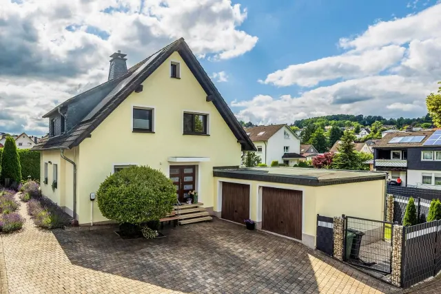 BookNoFees: Apartament wakacyjny „Sonnenblick und Relax” – Nieder-Röhre