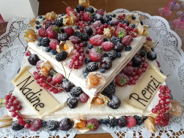 BookNoFees: Piekarnia – Bäckerei & Café Becker – Meschede – Piekarnia i kawiarnia Becker, zdjęcie 3