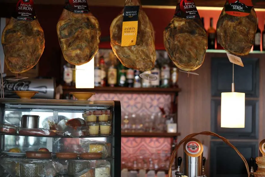 BookNoFees: Restauracja – Cafe Blond – Recklinghausen – Cafe Blond, zdjęcie 1