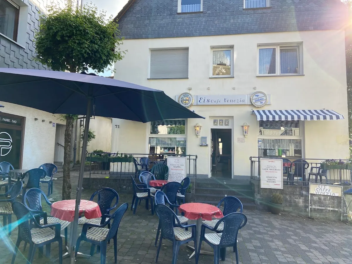 BookNoFees: Restauracja – Eiscafé Venezia – Breckerfeld – Eiscafé Venezia, zdjęcie 1